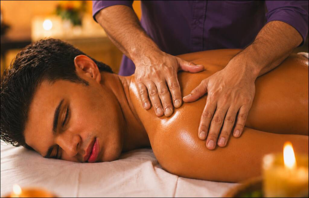 Traditional Abhyanga Ayurvedic oil massage
